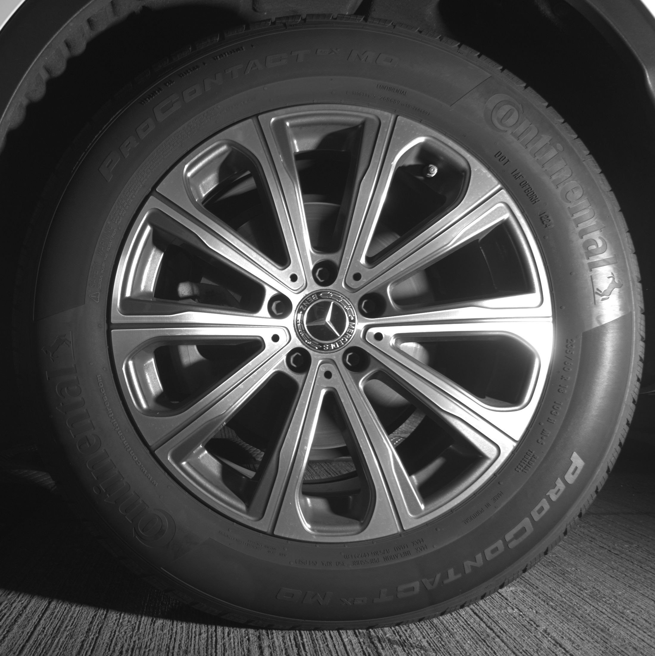 Thumbnail: 2024 Mercedes-Benz GLC - 14