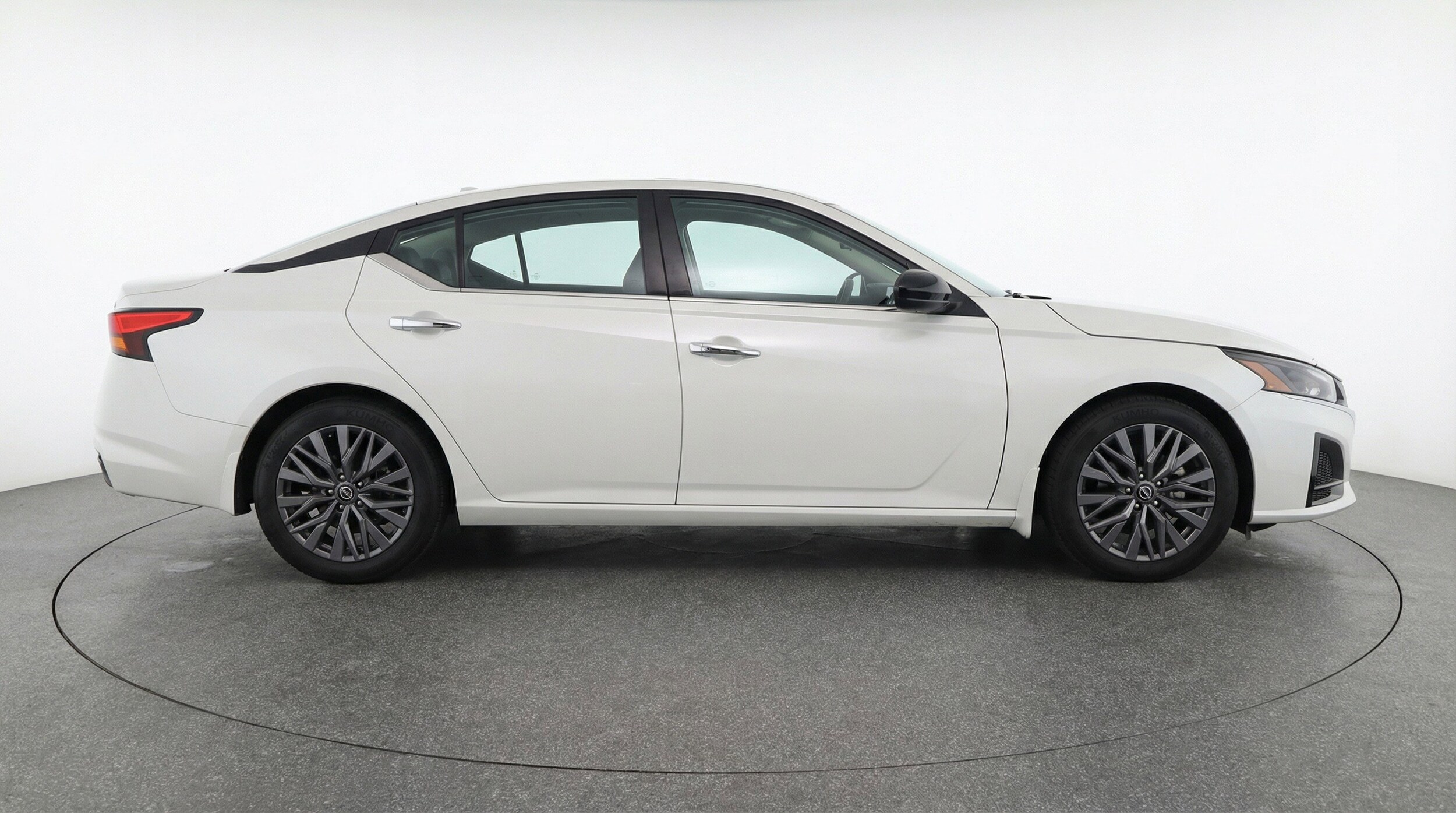 Thumbnail: 2025 Nissan Altima - 11