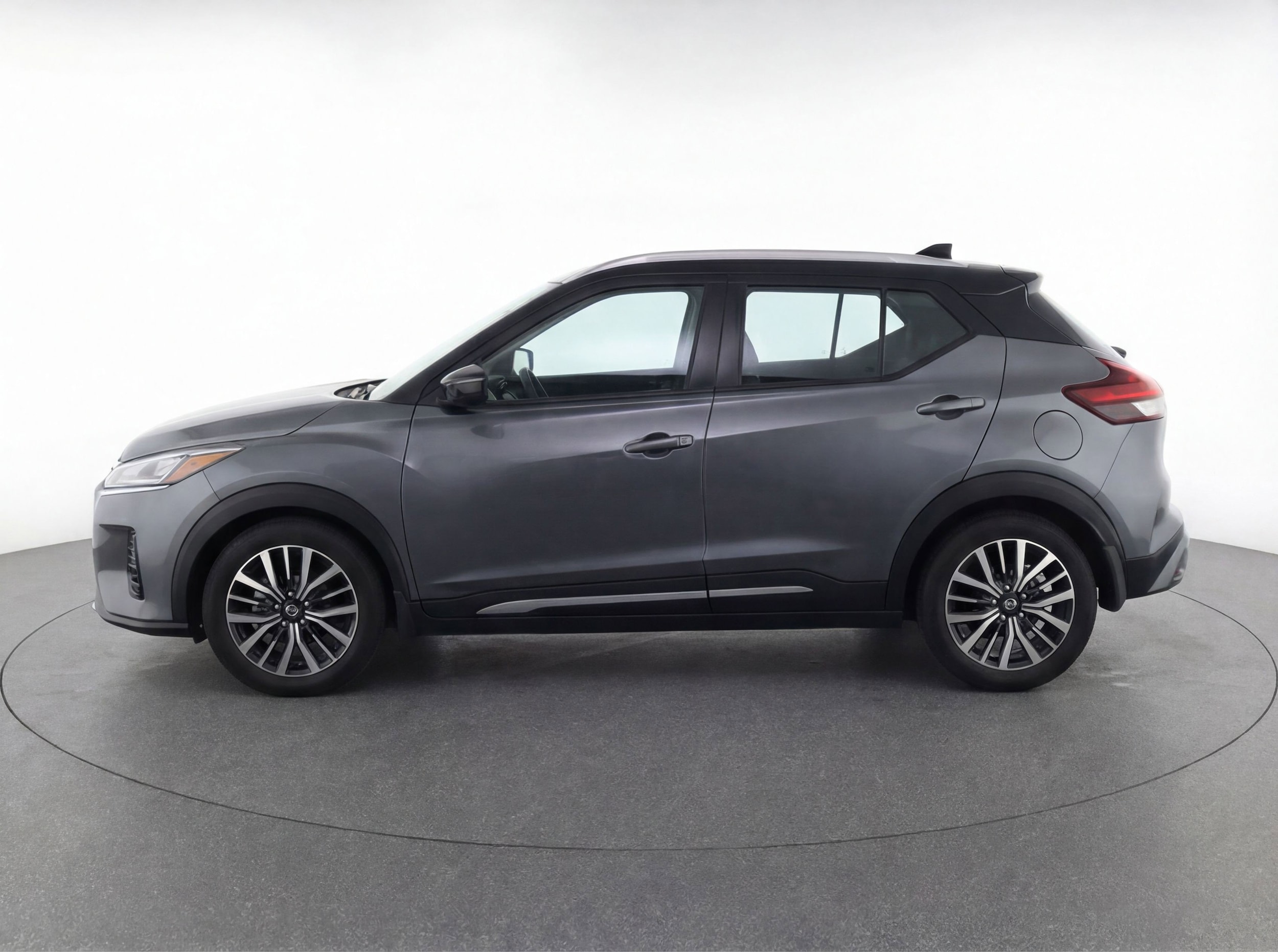 Thumbnail: 2024 Nissan Kicks - 5