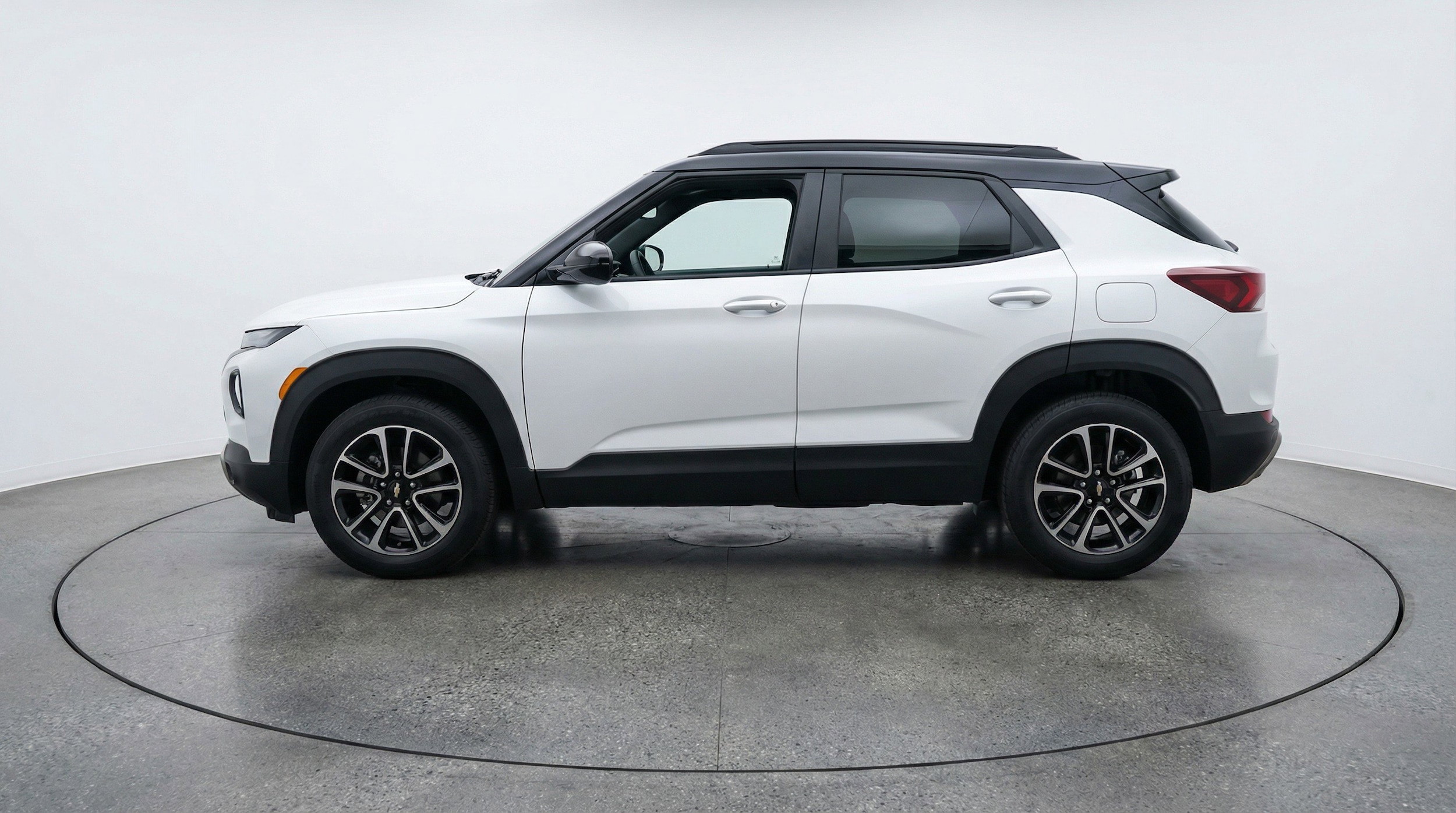 Thumbnail: 2025 Chevrolet TrailBlazer - 5
