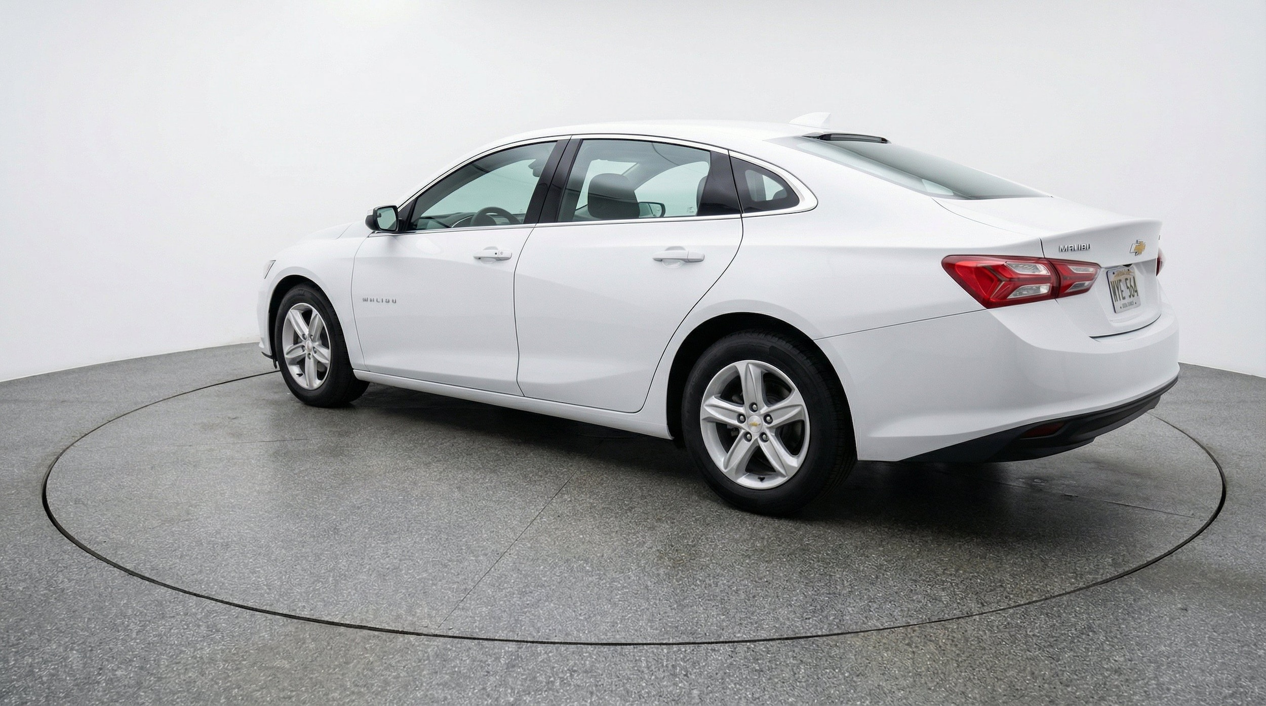 Thumbnail: 2024 Chevrolet Malibu - 6