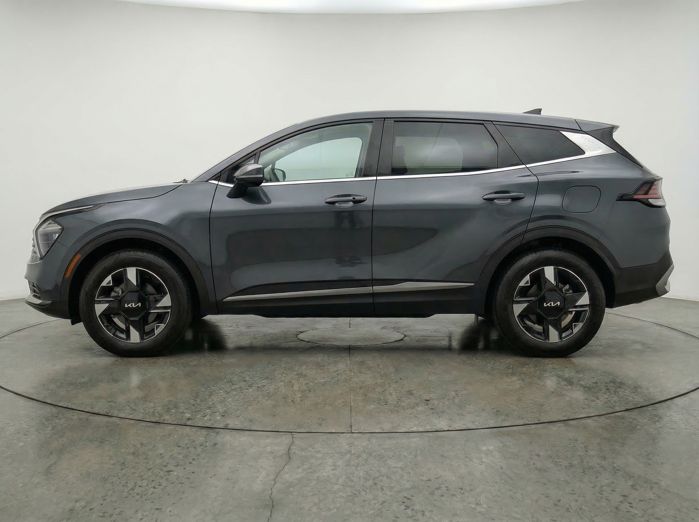 Thumbnail: 2026 Kia Sportage - 4