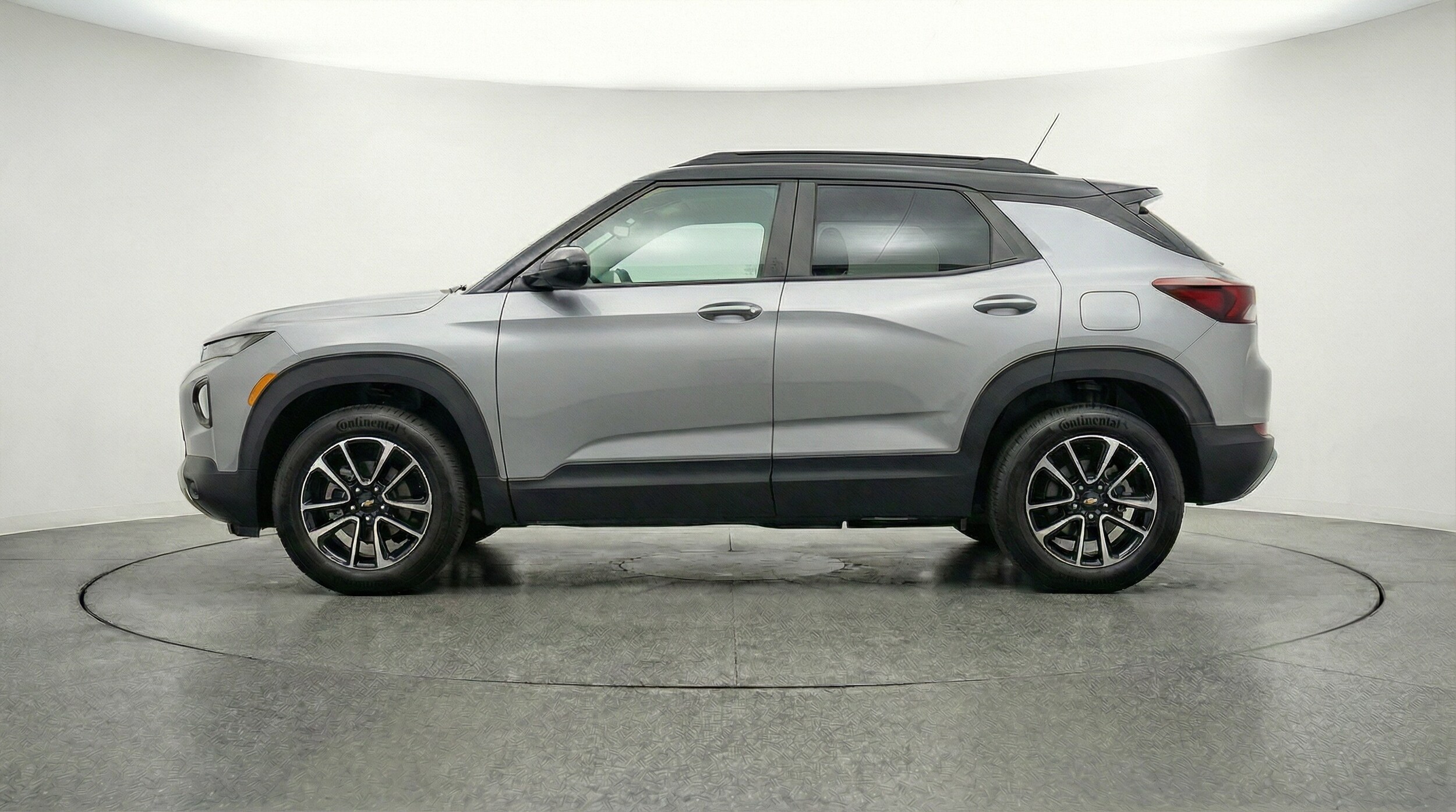 Thumbnail: 2025 Chevrolet TrailBlazer - 4