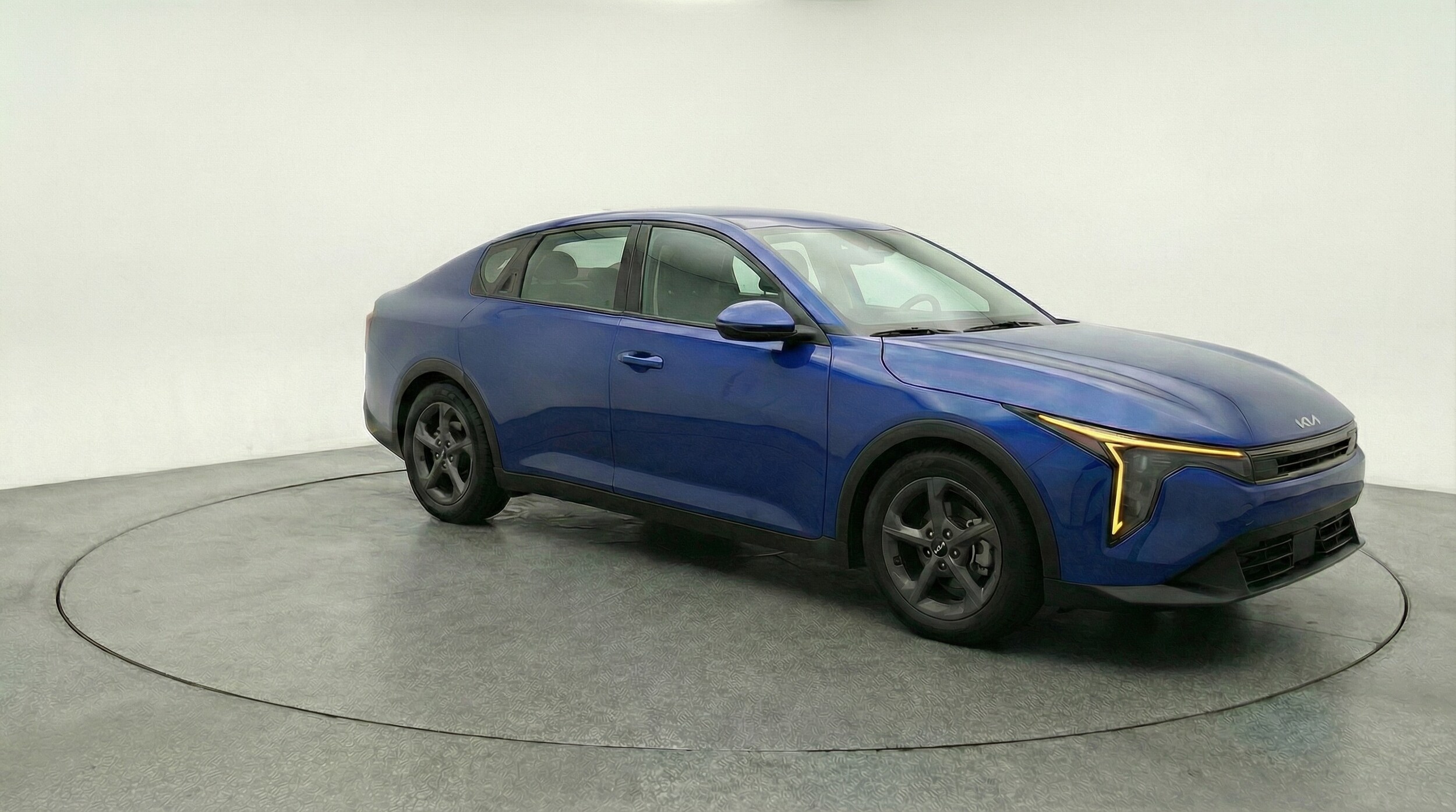 Thumbnail: 2025 Kia K4 - 1