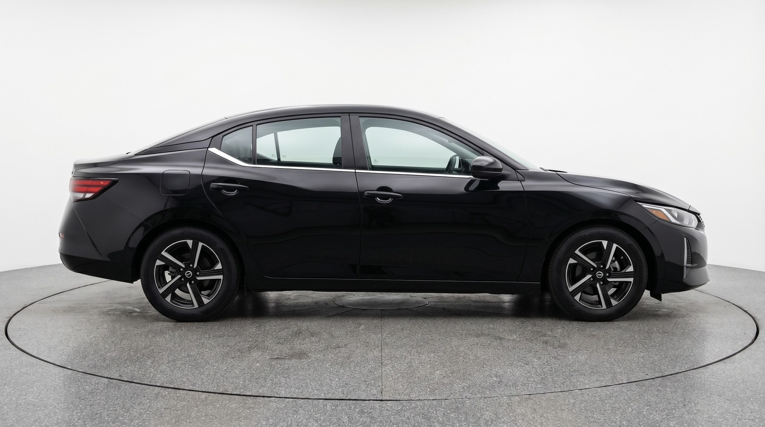 Thumbnail: 2025 Nissan Sentra - 8