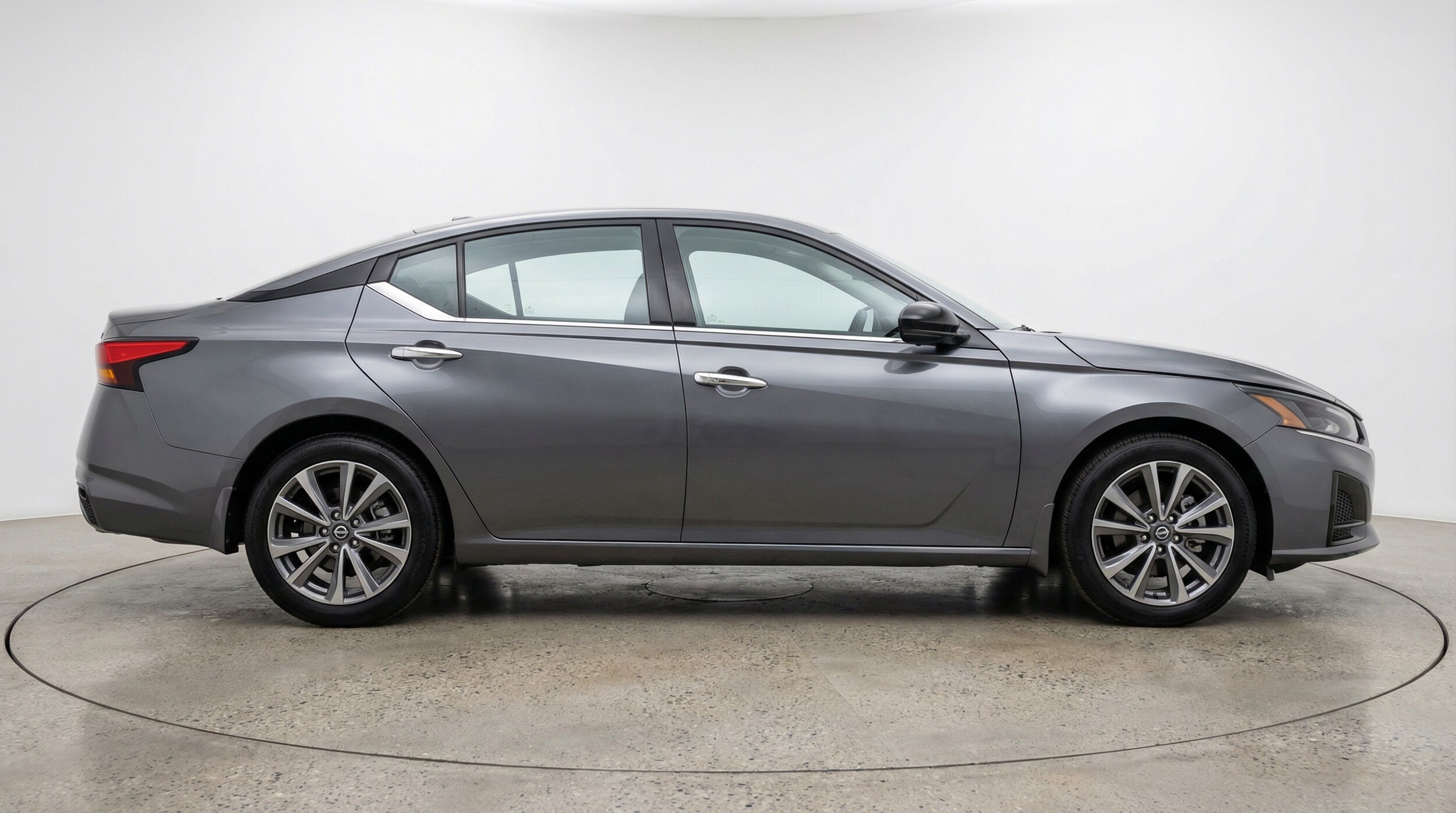 Thumbnail: 2025 Nissan Altima - 8