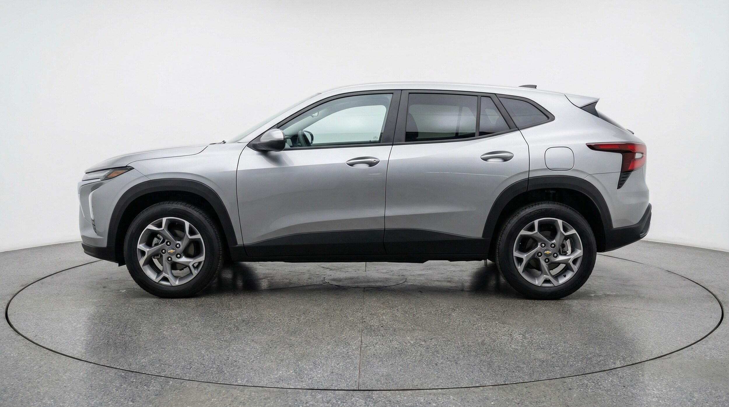 Thumbnail: 2025 Chevrolet Trax - 4