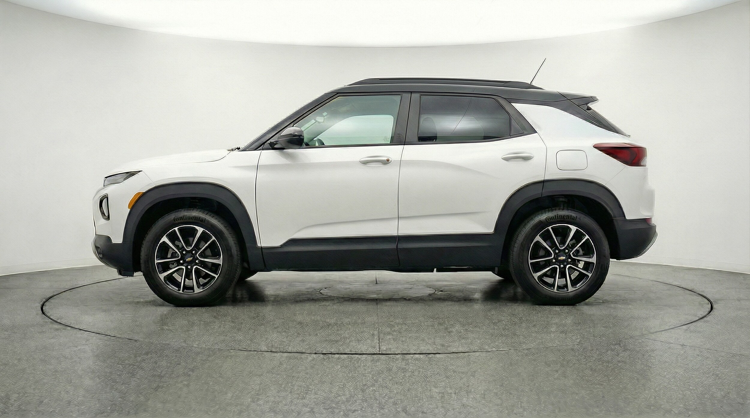 Thumbnail: 2025 Chevrolet TrailBlazer - 4