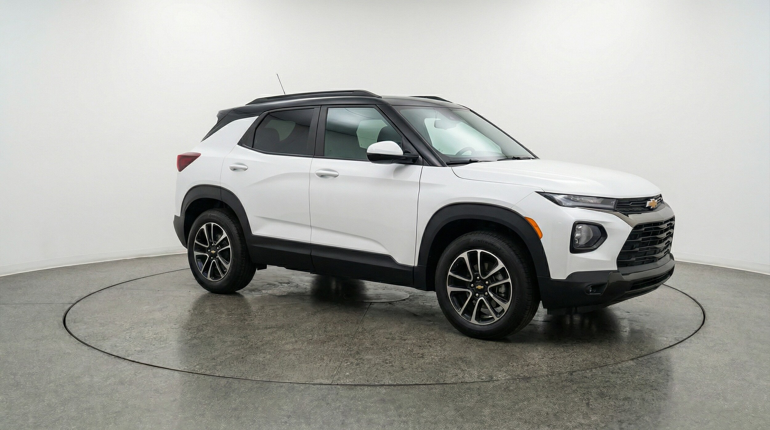 Thumbnail: 2025 Chevrolet TrailBlazer - 1