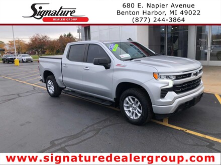 2022 Chevrolet Silverado 1500 RST 4WD Crew Cab 147 4WD Crew Cab 147