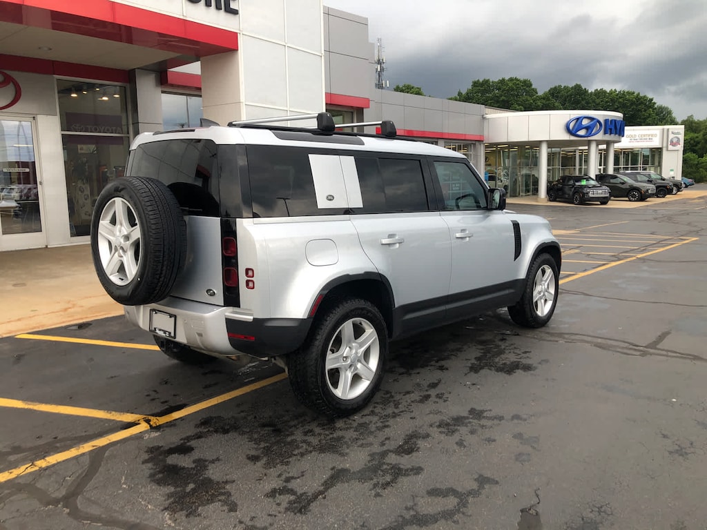 Used 2023 Land Rover Defender SE 110 AWD