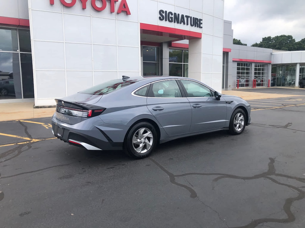 Certified 2025 Hyundai Sonata SE FWD