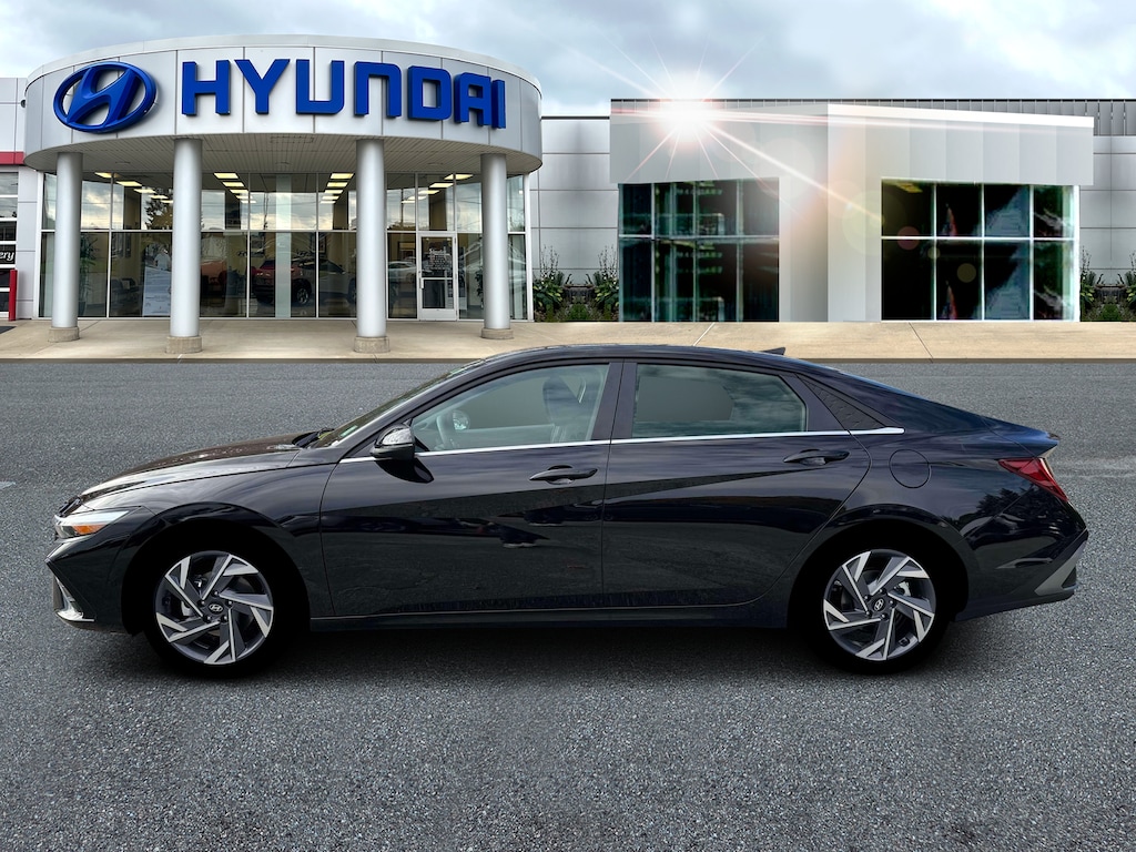 New 2026 Hyundai Elantra Limited Sedan