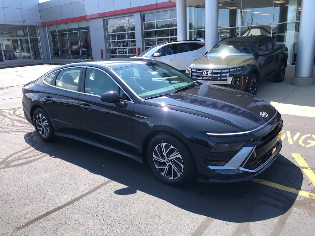 New 2026 Hyundai Sonata Hybrid Blue FWD