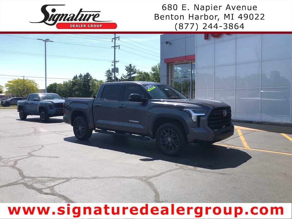 Used 2023 Toyota Tundra SR5 Crewmax 5.5 Bed (Natl) CrewMax 5.5 Bed (Natl)