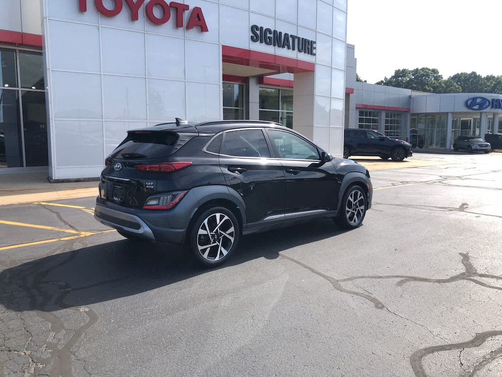 Used 2022 Hyundai Kona Limited DCT AWD