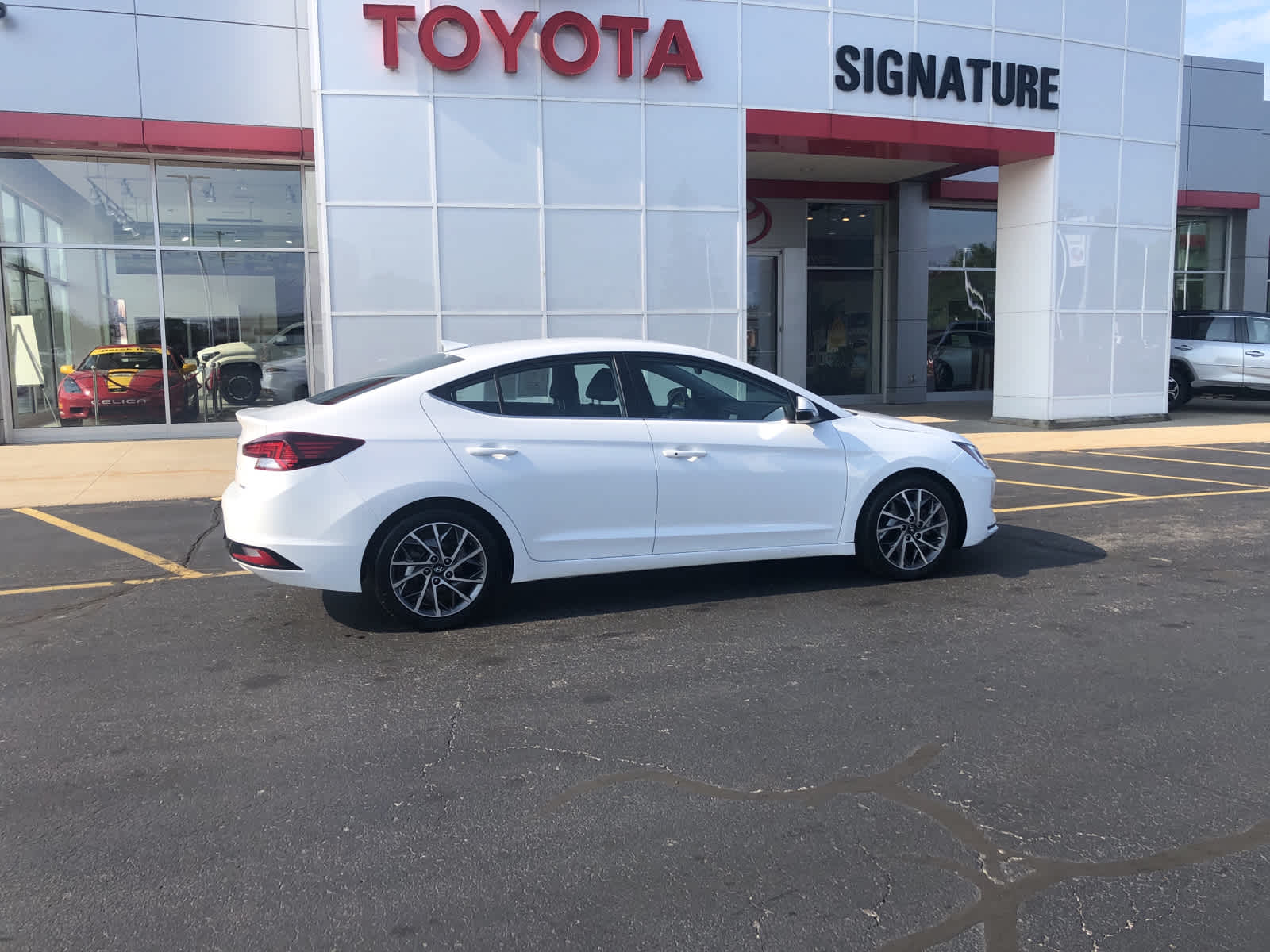 Used 2020 Hyundai Elantra Limited with VIN 5NPD84LF5LH574876 for sale in Benton Harbor, MI