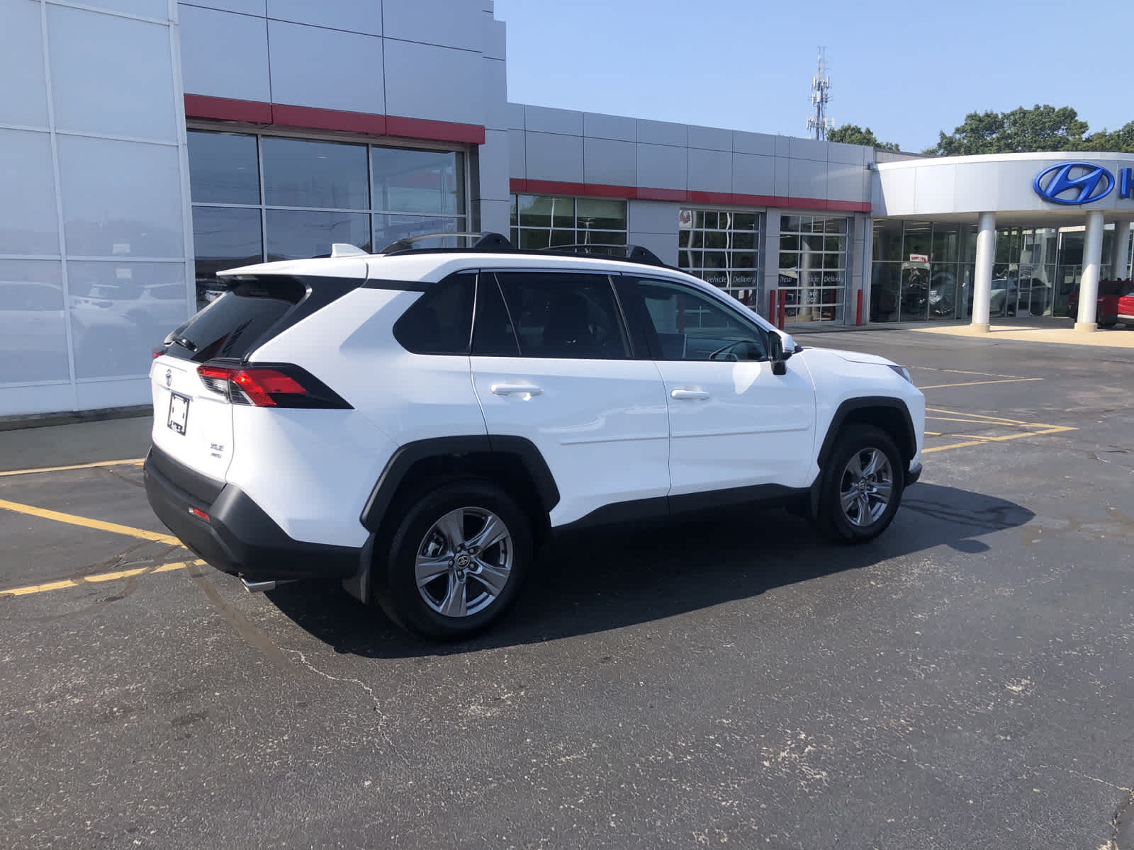 Certified 2024 Toyota RAV4 XLE with VIN 2T3P1RFV7RW428210 for sale in Benton Harbor, MI