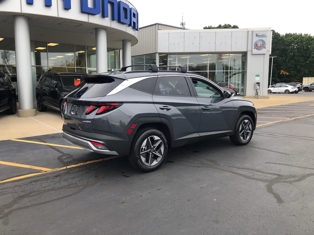 New 2026 Hyundai Tucson Hybrid SEL AWD
