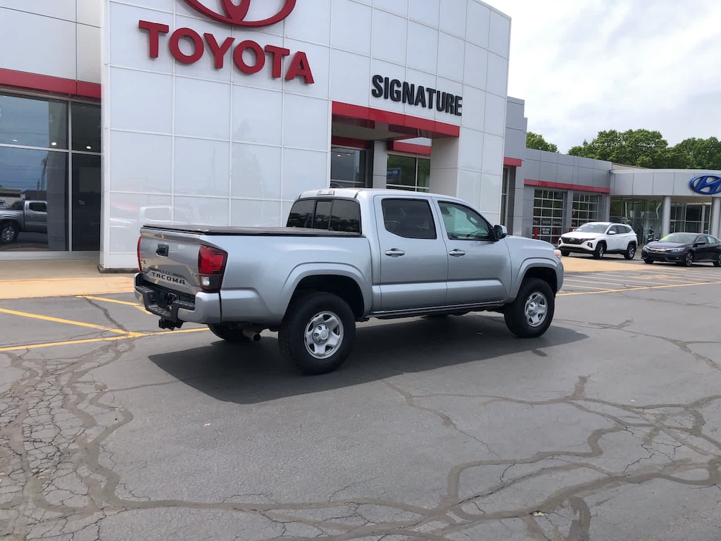Used 2022 Toyota Tacoma SR Double Cab 5 Bed V6 AT (Natl) Double Cab 5 Bed V6 AT (Natl)