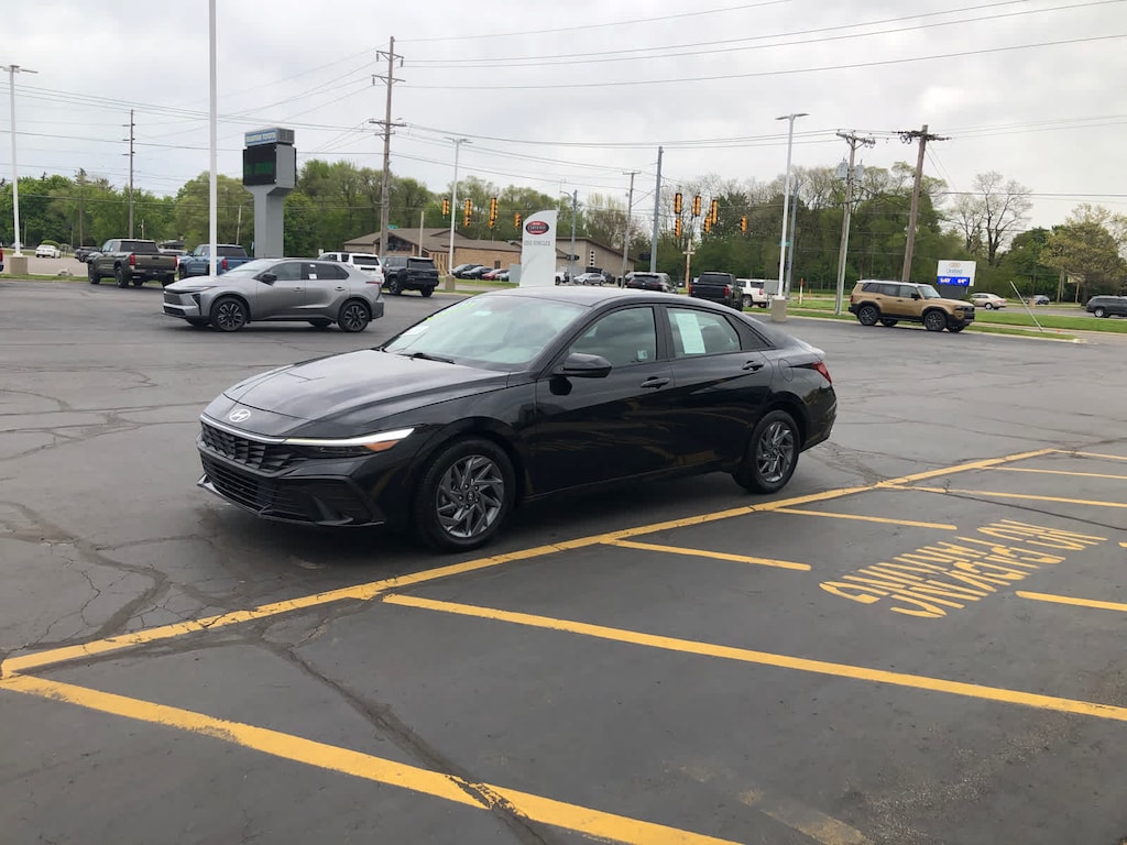 Certified 2024 Hyundai Elantra SEL IVT