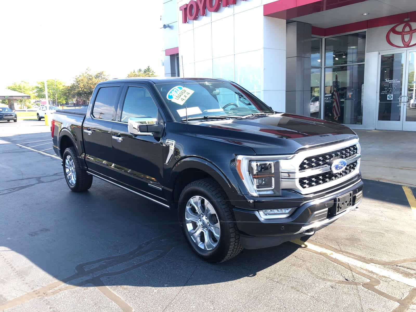 2021 Ford F-150 Platinum FX4 photo 3