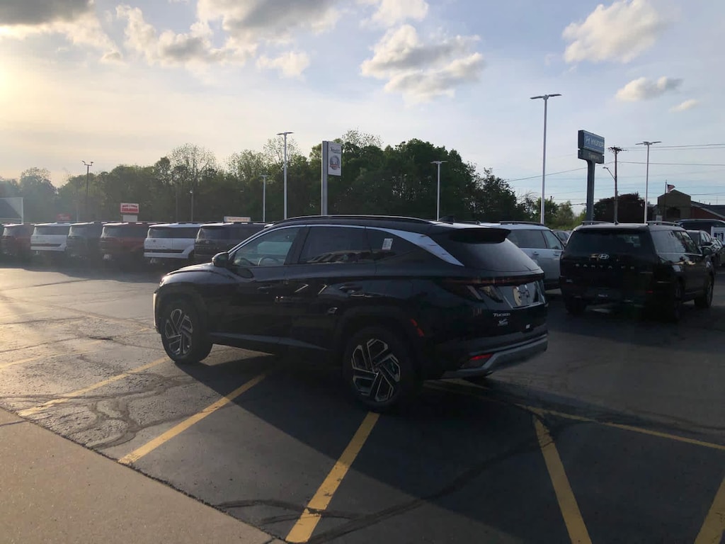 New 2026 Hyundai Tucson Hybrid Limited AWD