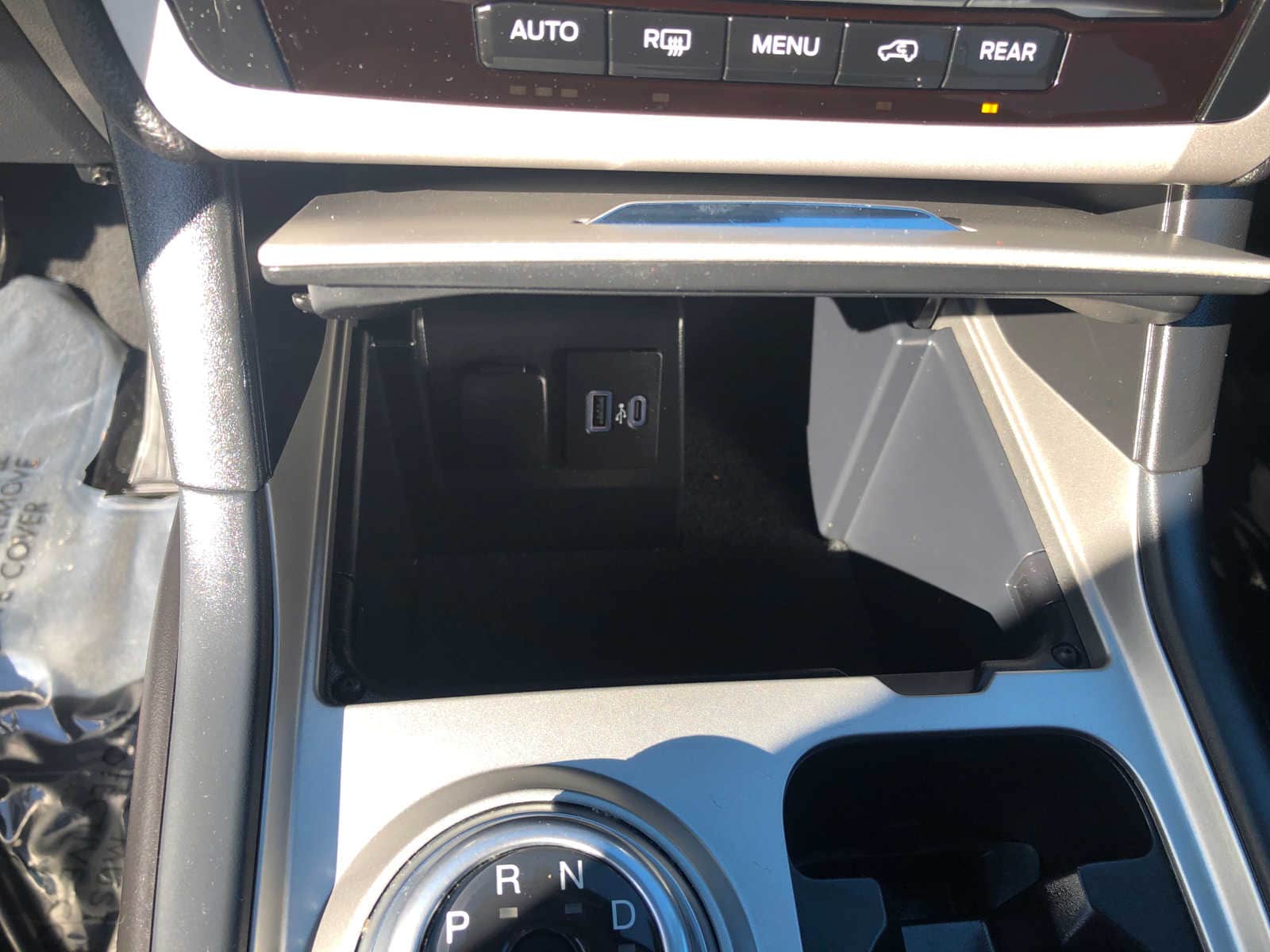 2023 Ford Explorer XLT - Photo 13