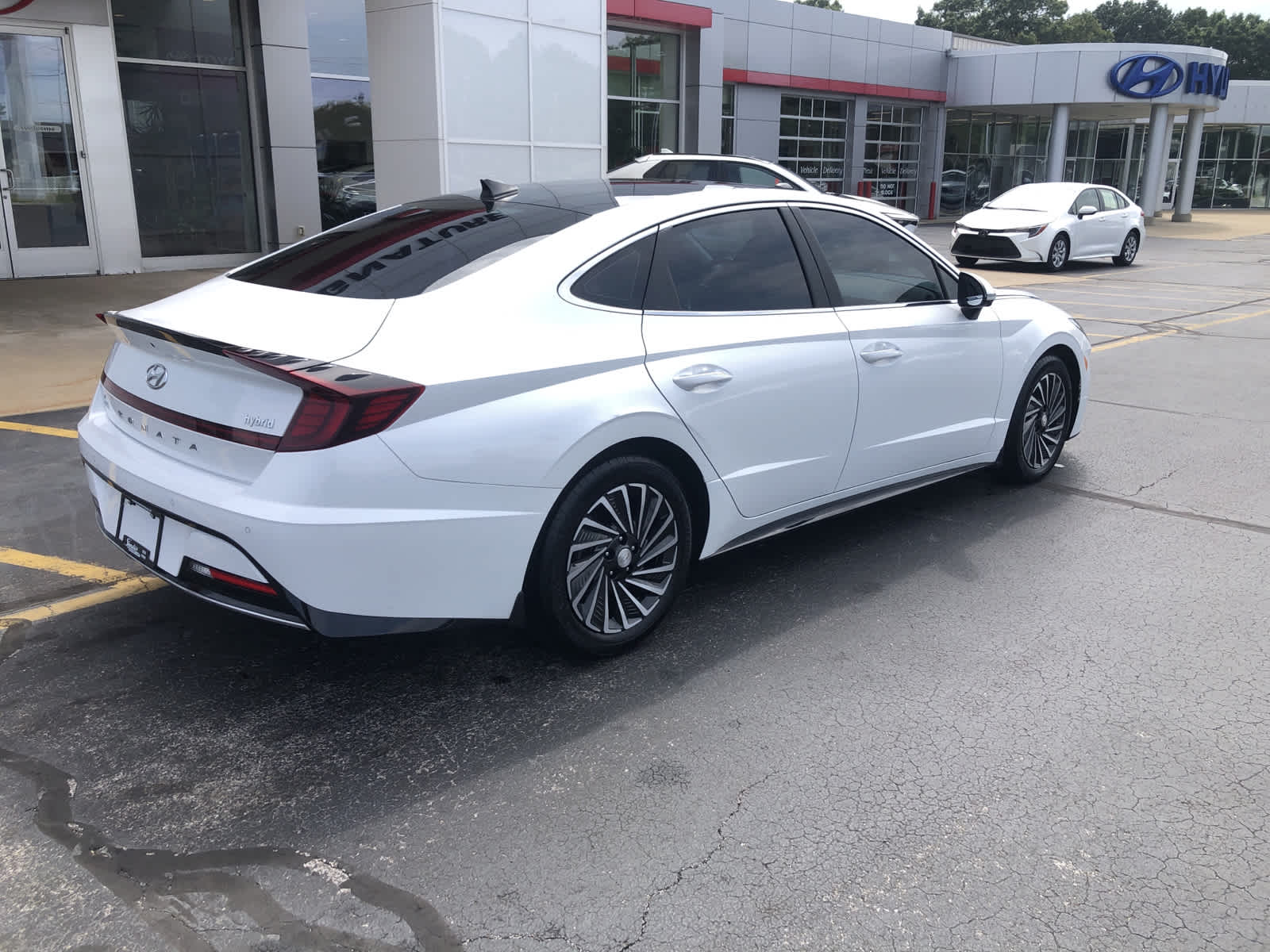 Certified 2021 Hyundai Sonata Hybrid Limited with VIN KMHL54JJ9MA036536 for sale in Benton Harbor, MI