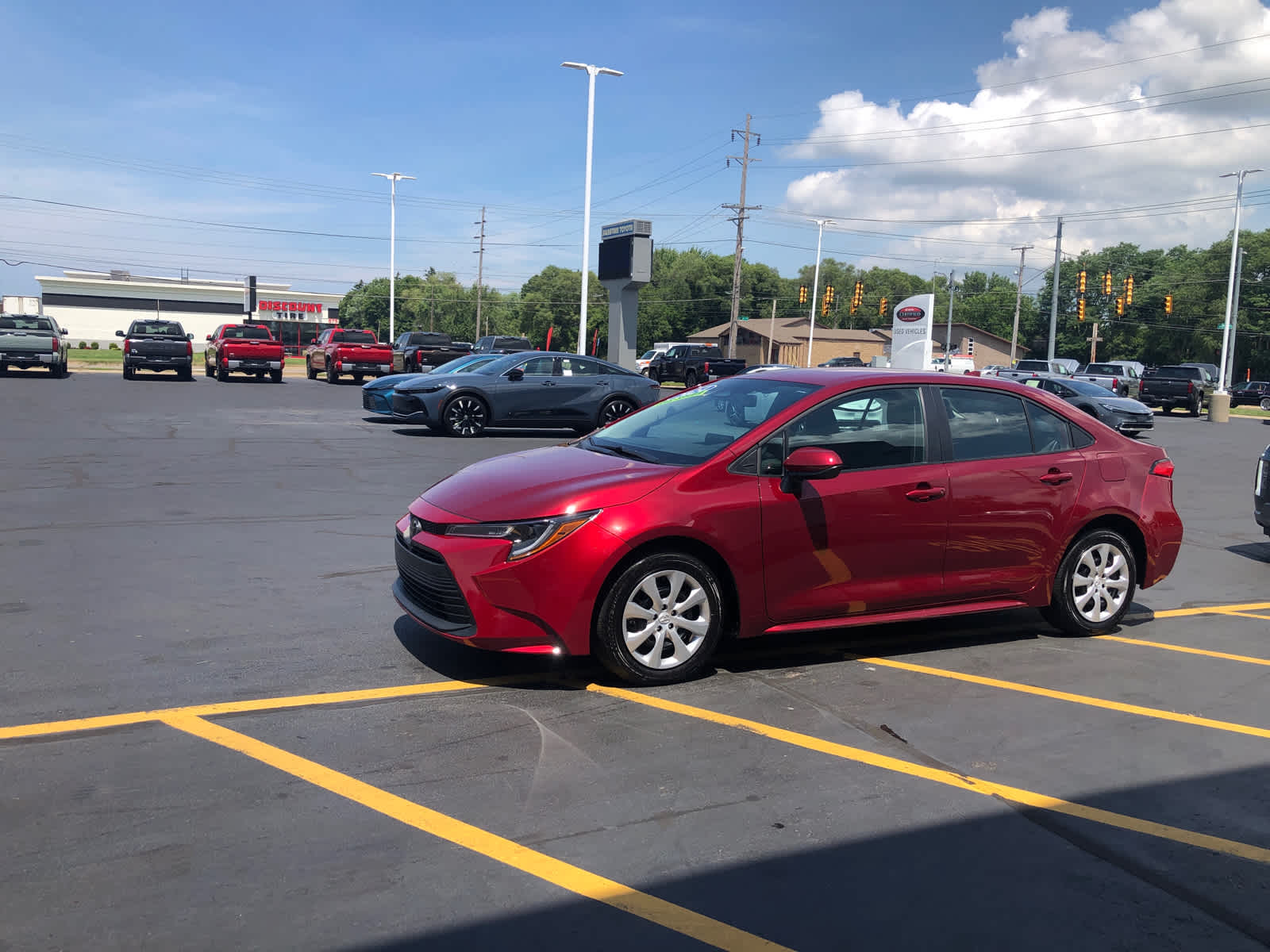 2024 Toyota Corolla LE SE photo 4