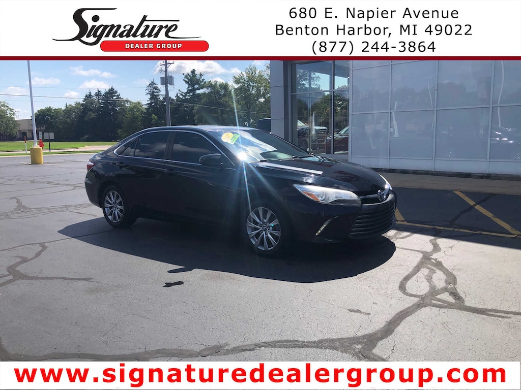 Used 2017 Toyota Camry XLE Auto (Natl)