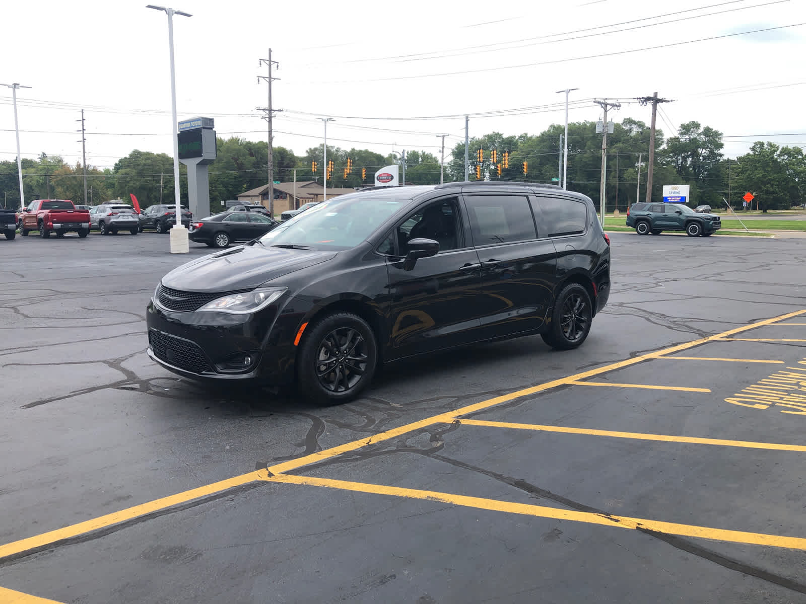 2020 Chrysler Pacifica Touring L photo 4