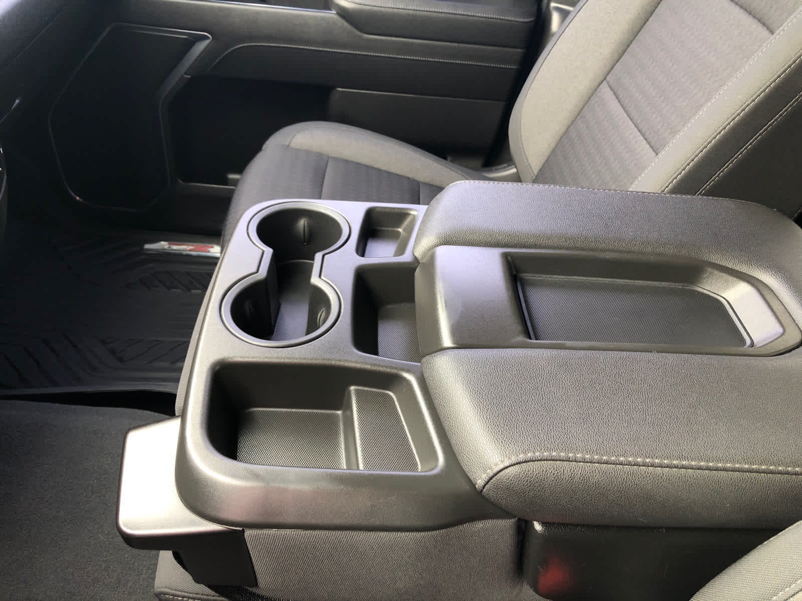 2022 Chevrolet Silverado 1500 RST - Photo 12