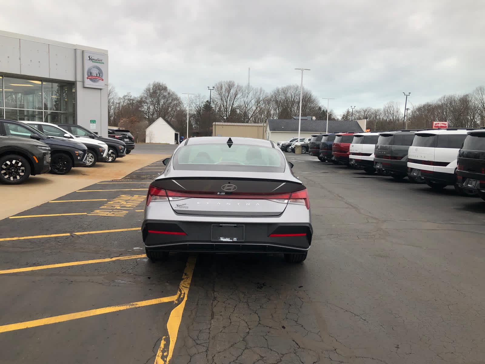 2026 Hyundai Elantra SEL Sport - Photo 6