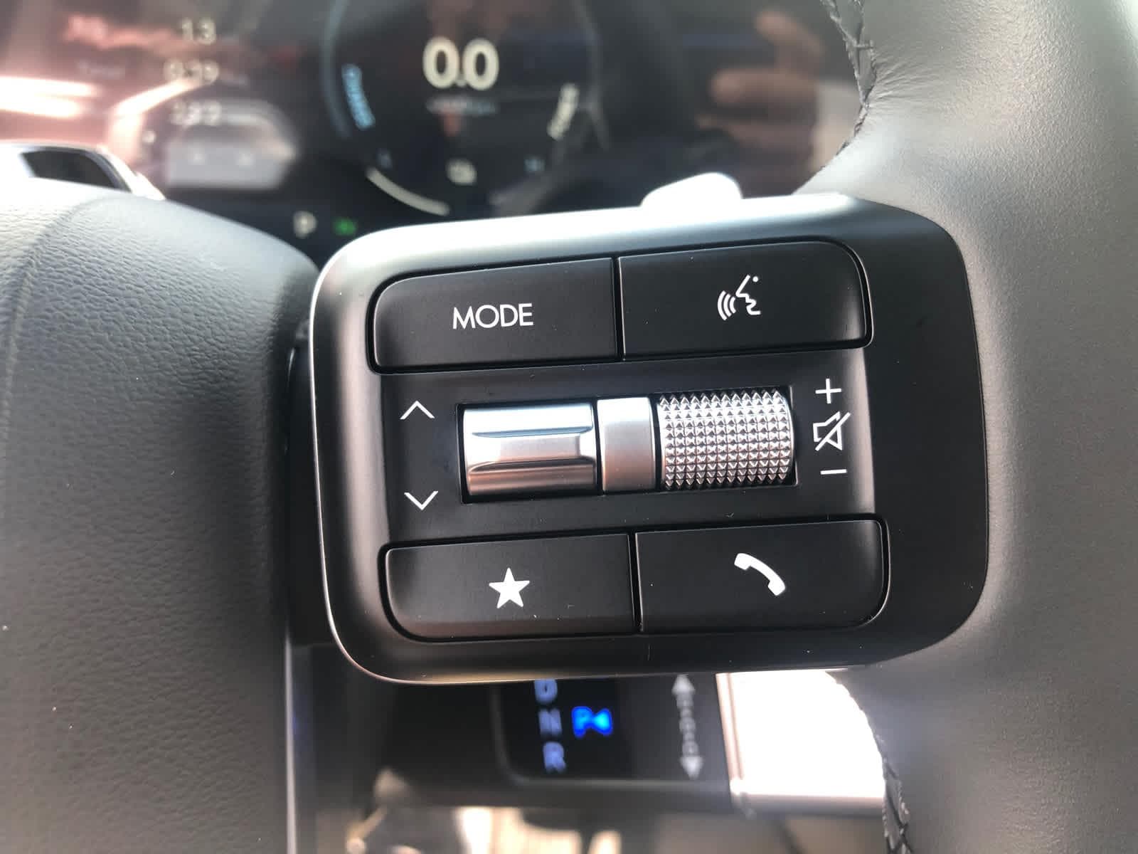 2026 Hyundai Santa Fe Limited - Photo 8