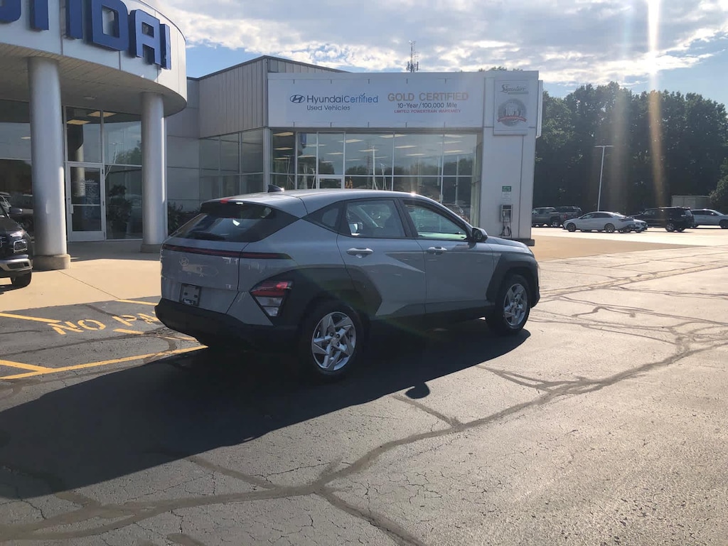 New 2027 Hyundai Kona SE FWD FWD