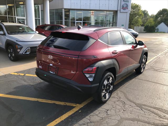 2025 Hyundai Kona SEL photo 3