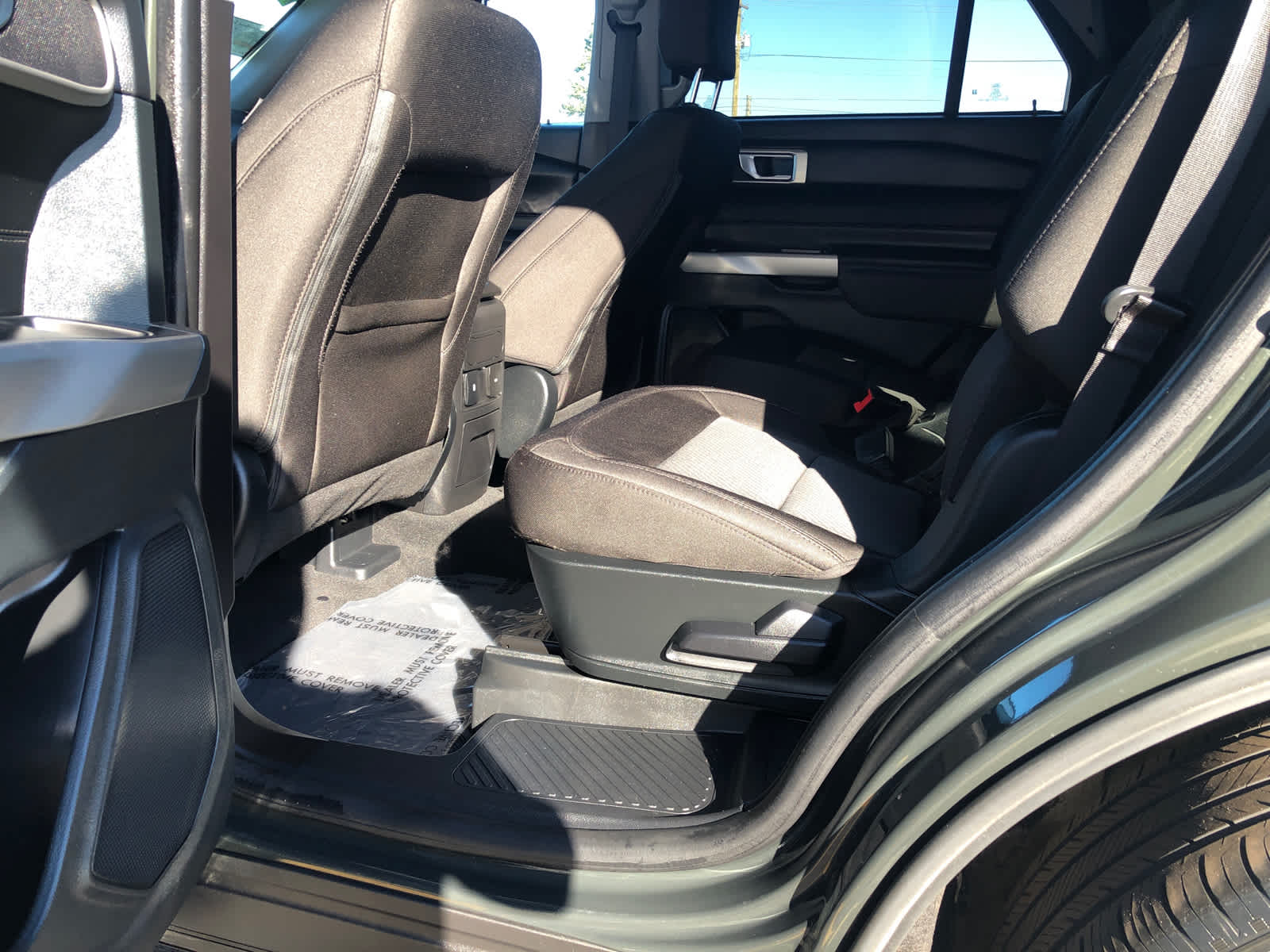 2023 Ford Explorer XLT - Photo 17