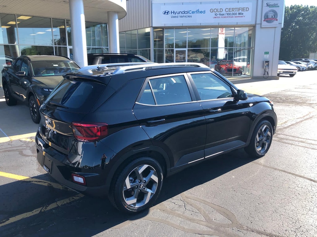 New 2026 Hyundai Venue SEL SUV