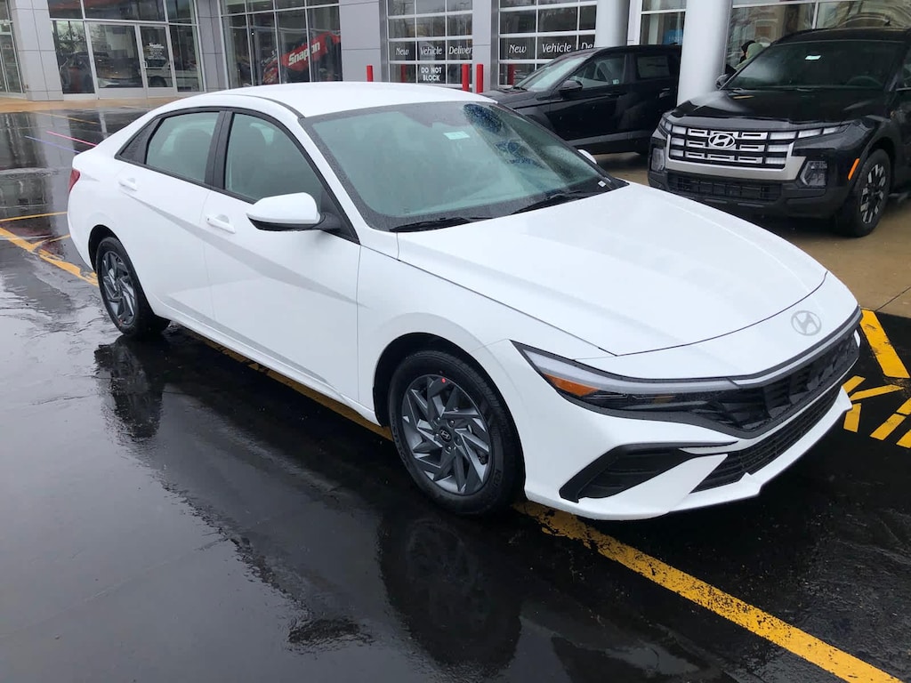 New 2026 Hyundai Elantra Hybrid Blue Sedan