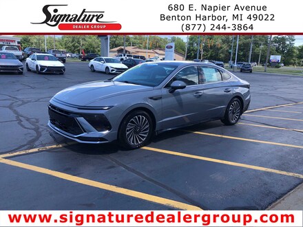 2025 Hyundai Sonata Hybrid Limited FWD