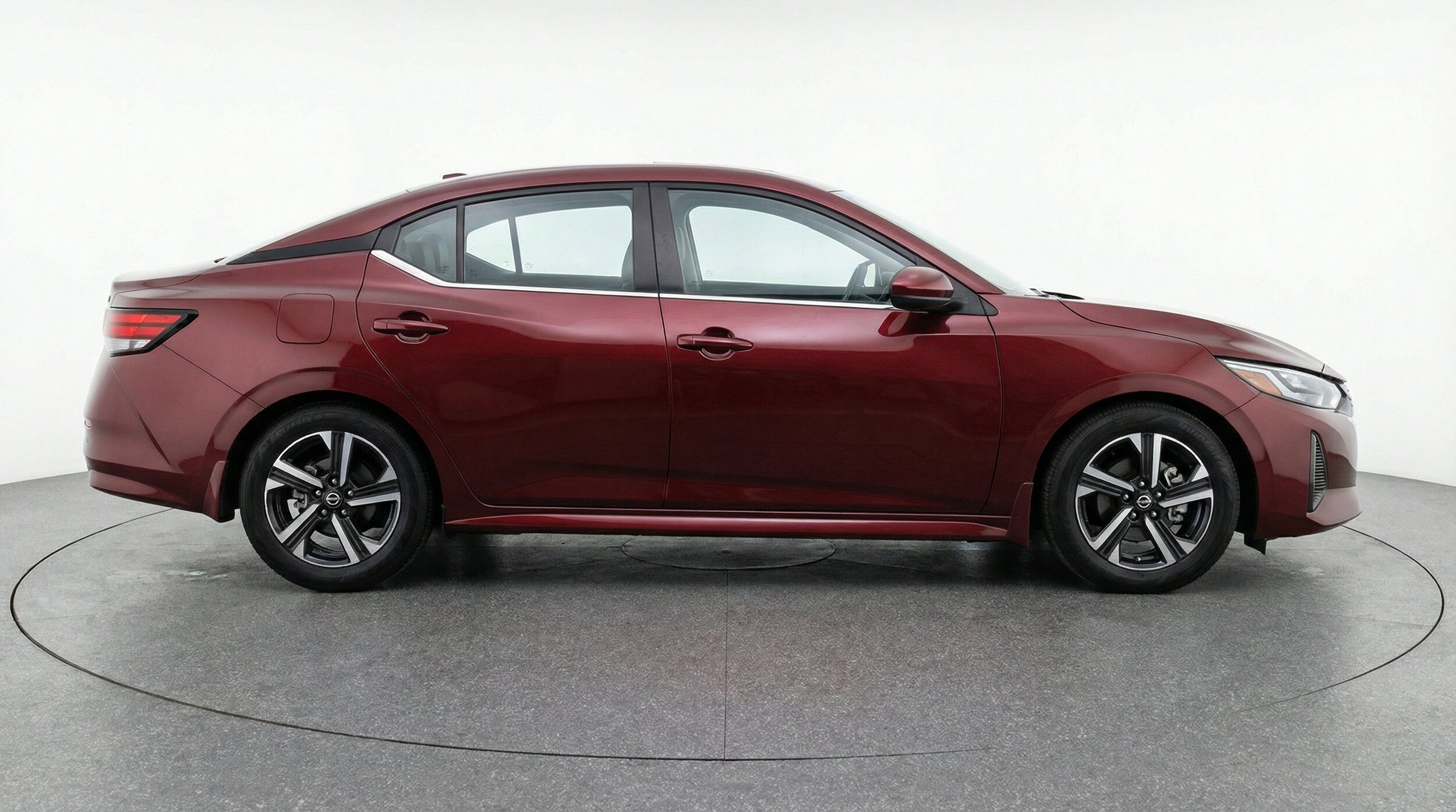 Thumbnail: 2025 Nissan Sentra - 11