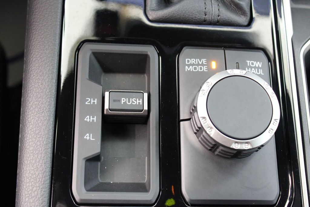 2026 Toyota Tundra Limited - Photo 28