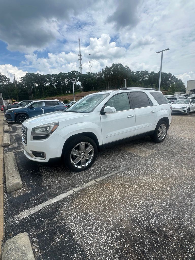 2017 GMC Acadia FWD's photo