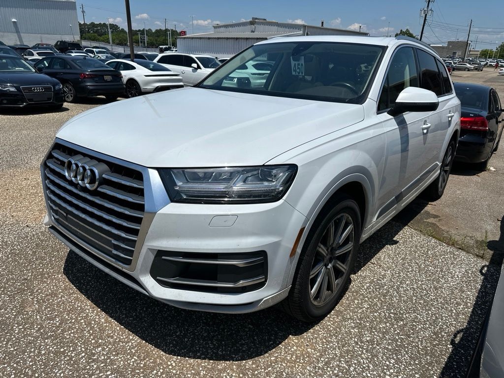 Used 2019 Audi Q7 45 SE Premium SUV