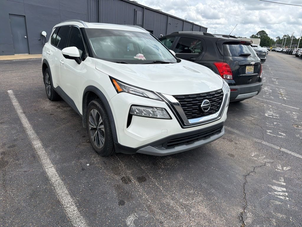 Used 2021 Nissan Rogue SV SUV