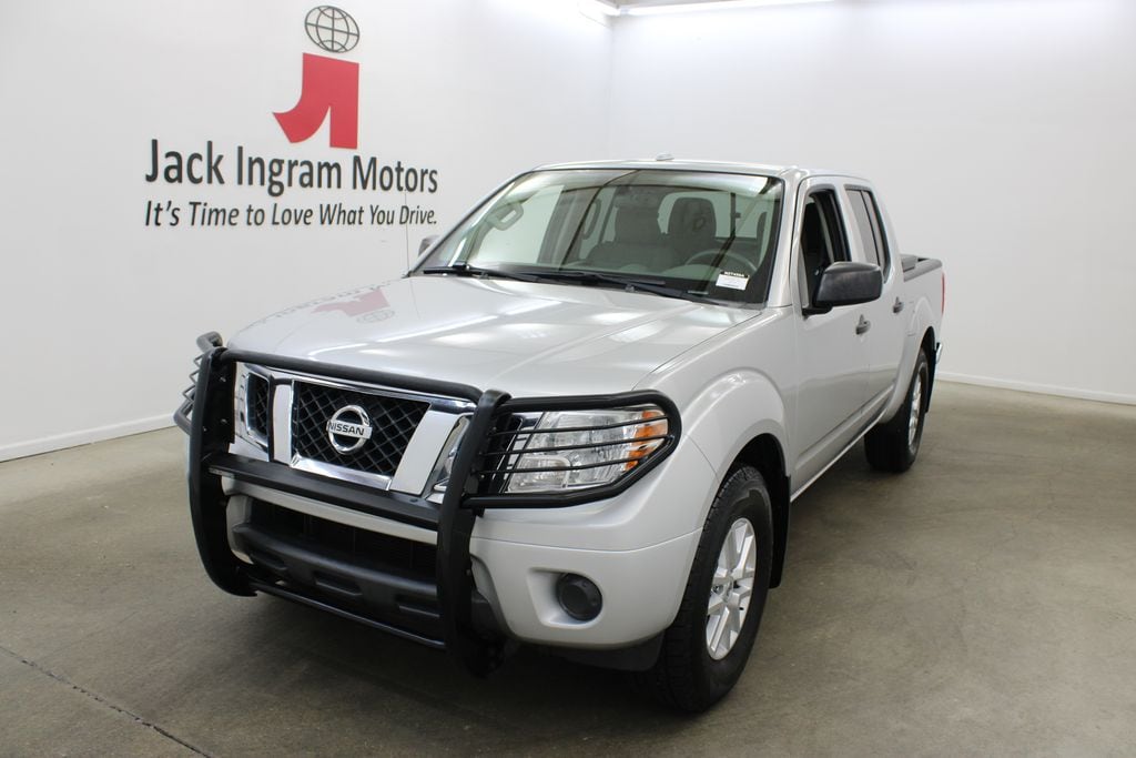 Used 2018 Nissan Frontier SV Truck Crew Cab