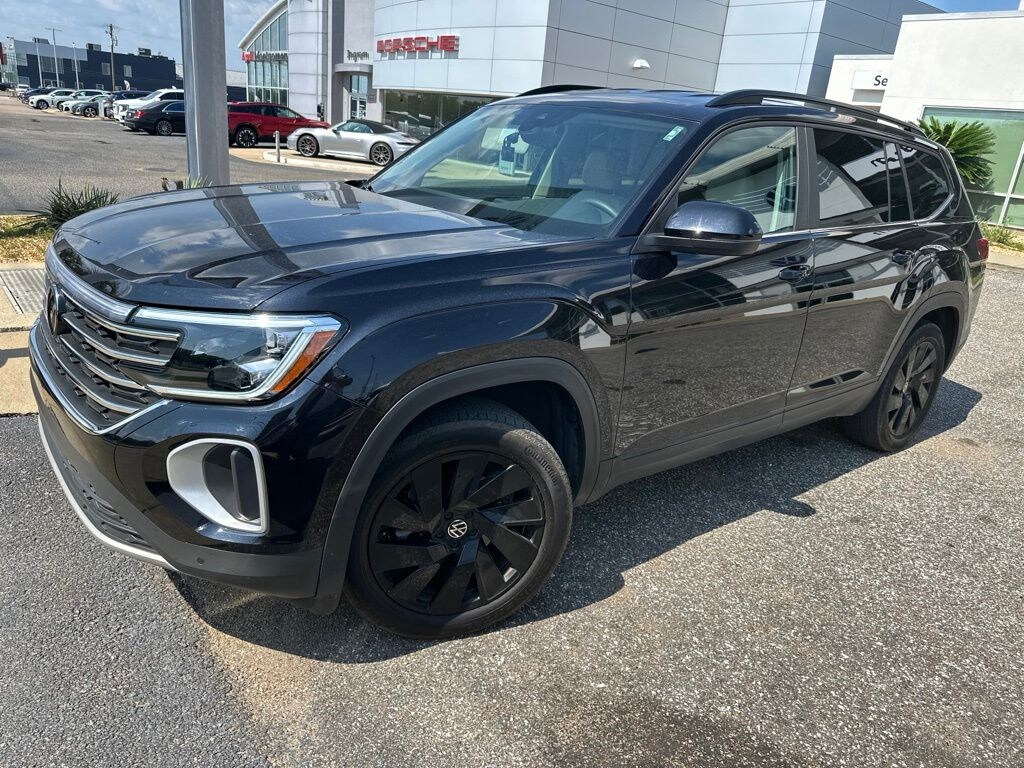 Certified 2024 Volkswagen Atlas 2.0T SE w/Technology SUV