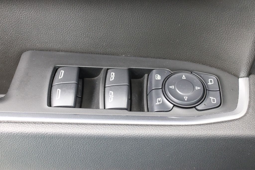 2024 GMC Sierra 1500 SLT - Photo 16