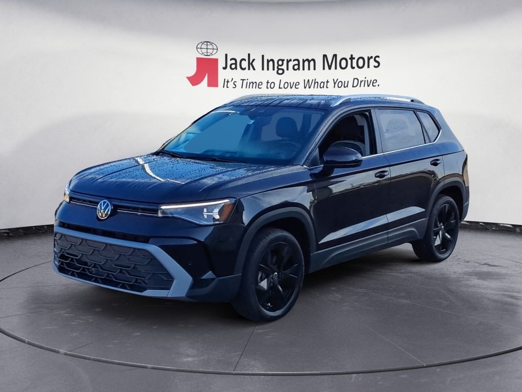 Used 2025 Volkswagen Taos 1.5T SE SUV